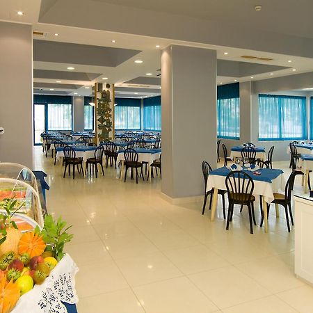 Hotel Miami Лідо-ді-Єзоло Екстер'єр фото