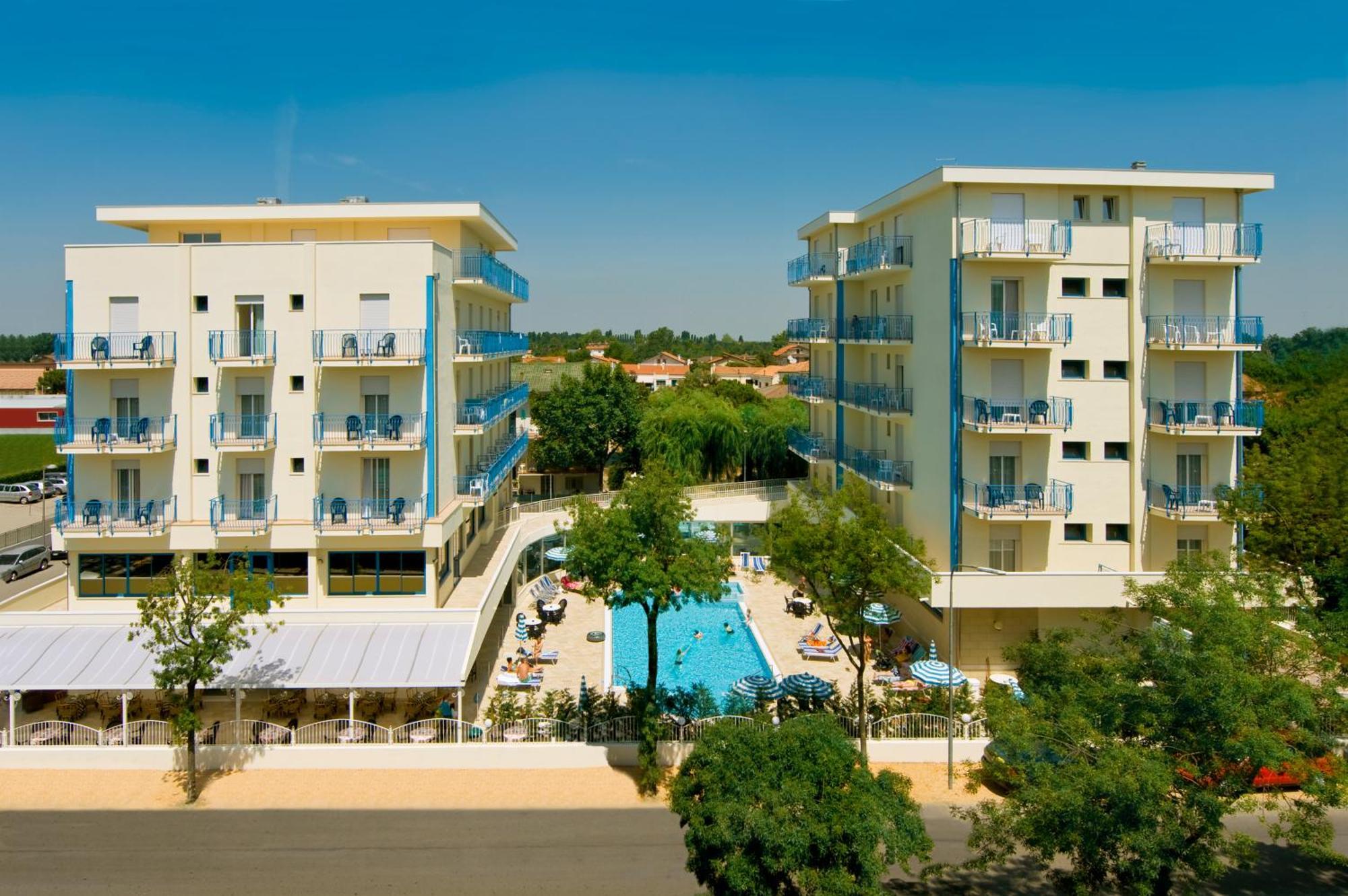 Hotel Miami Лідо-ді-Єзоло Екстер'єр фото