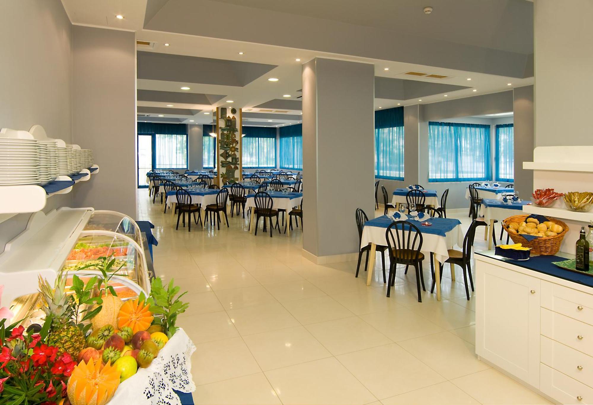 Hotel Miami Лідо-ді-Єзоло Екстер'єр фото